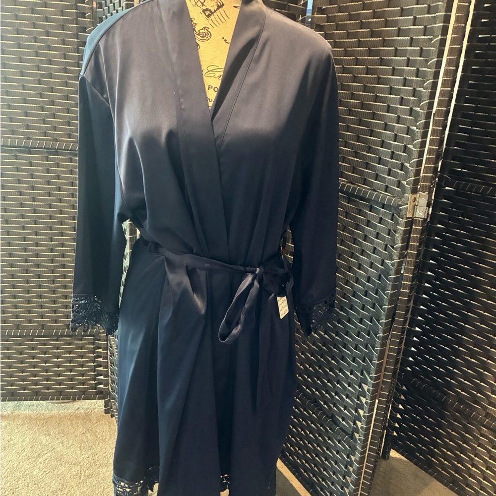 Bridesmaid Navy Satin Robe with Lace Trim